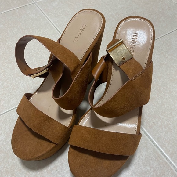 Forever 21 Wedge High heeled Sandals - Picture 2 of 5